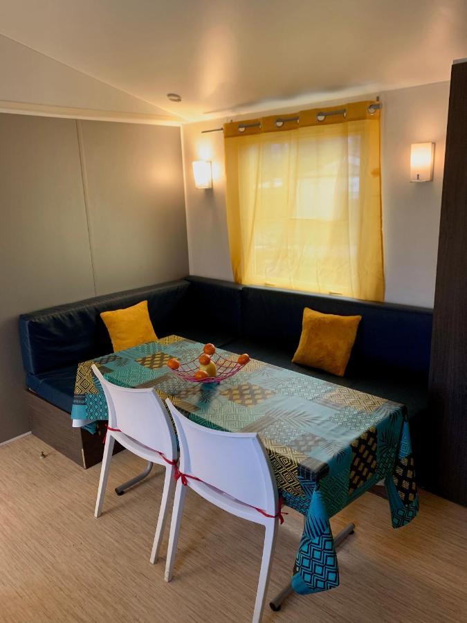 Mobil Home 6 Personnes Saint-Chéron المظهر الخارجي الصورة